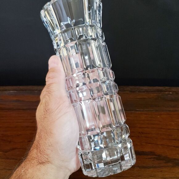 Heavy Cut Glass 24% Lead Crystal Flower Vase 8" - Picture 5 of 6